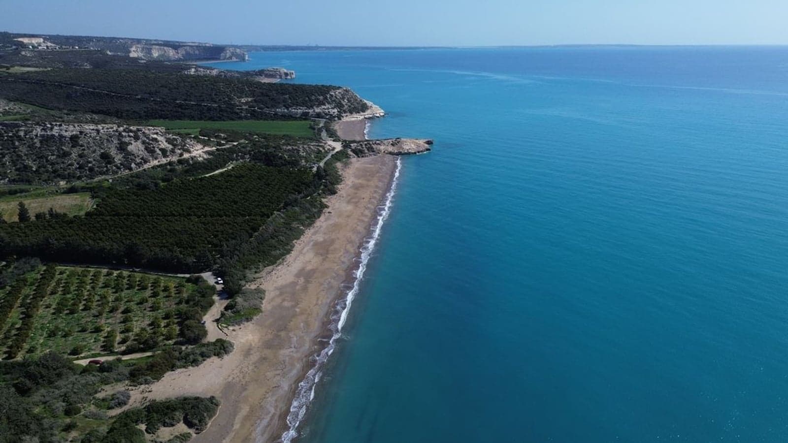 Bafra Beach — plaj atmosferi, İskele