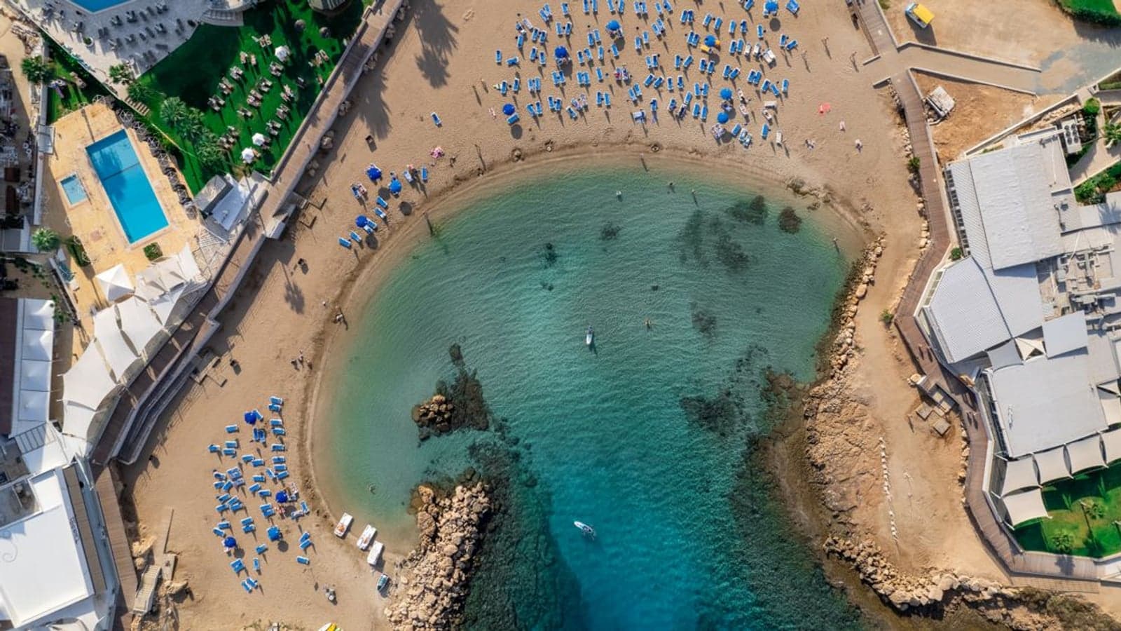 Kalecik Halk Plajı — İskele plaj / beach club kapak görseli