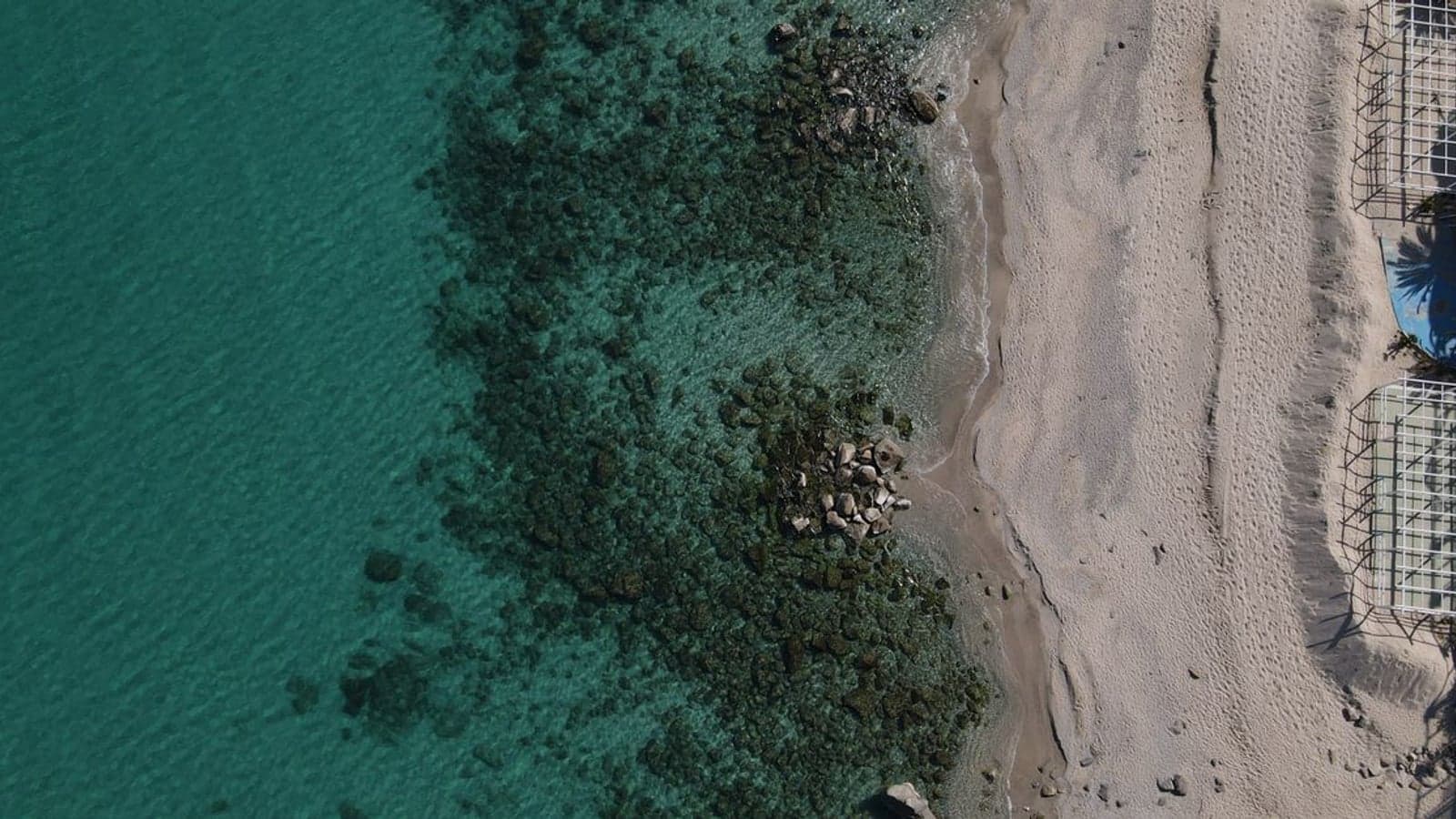 Kervansaray Halk Plajı — Girne plaj / beach club kapak görseli