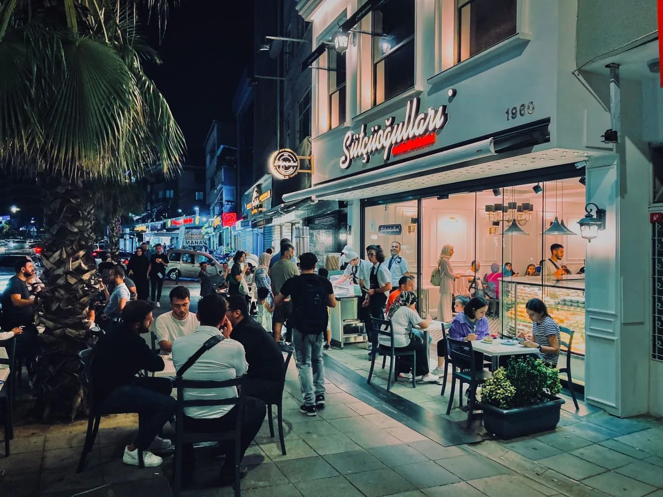 Castello Restaurant & Bar Lefkoşa — Kıbrıs rehber kapak görseli
