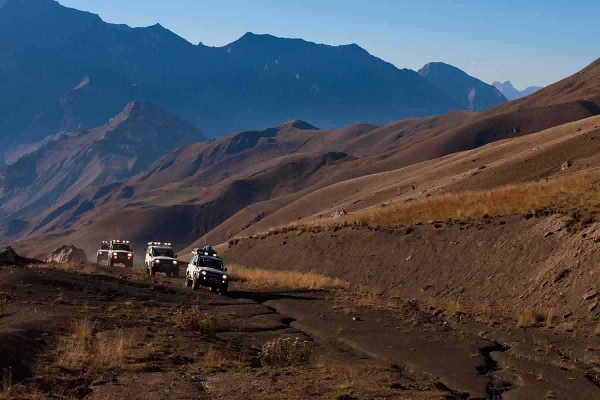 Kıbrıs doğasında jeep safari