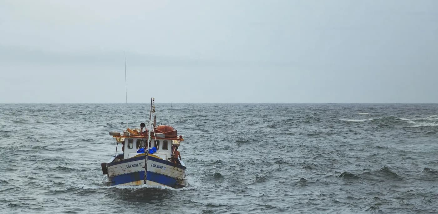 Kıbrıs açık deniz balık avı — olta ve tekne