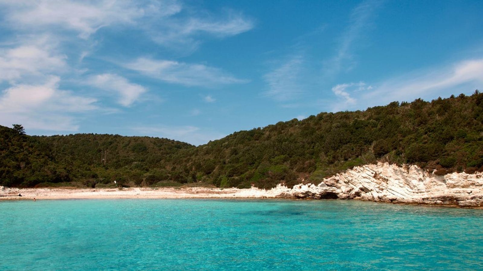 Tatlısu Plajı — Girne plaj / beach club kapak görseli