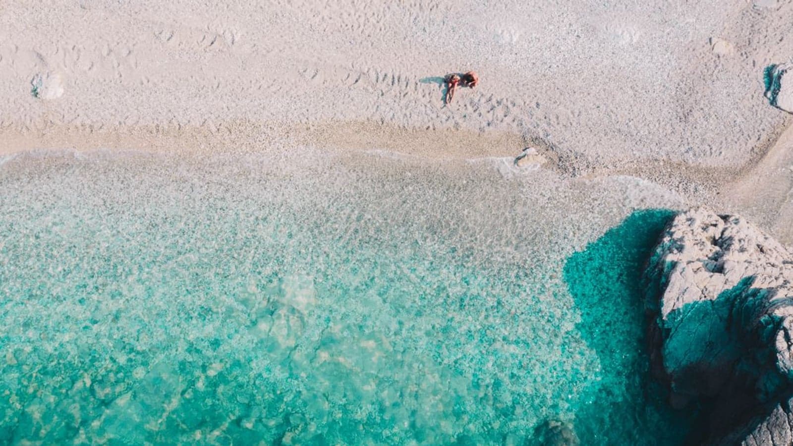 Kervansaray Halk Plajı — sahil ve deniz, Girne