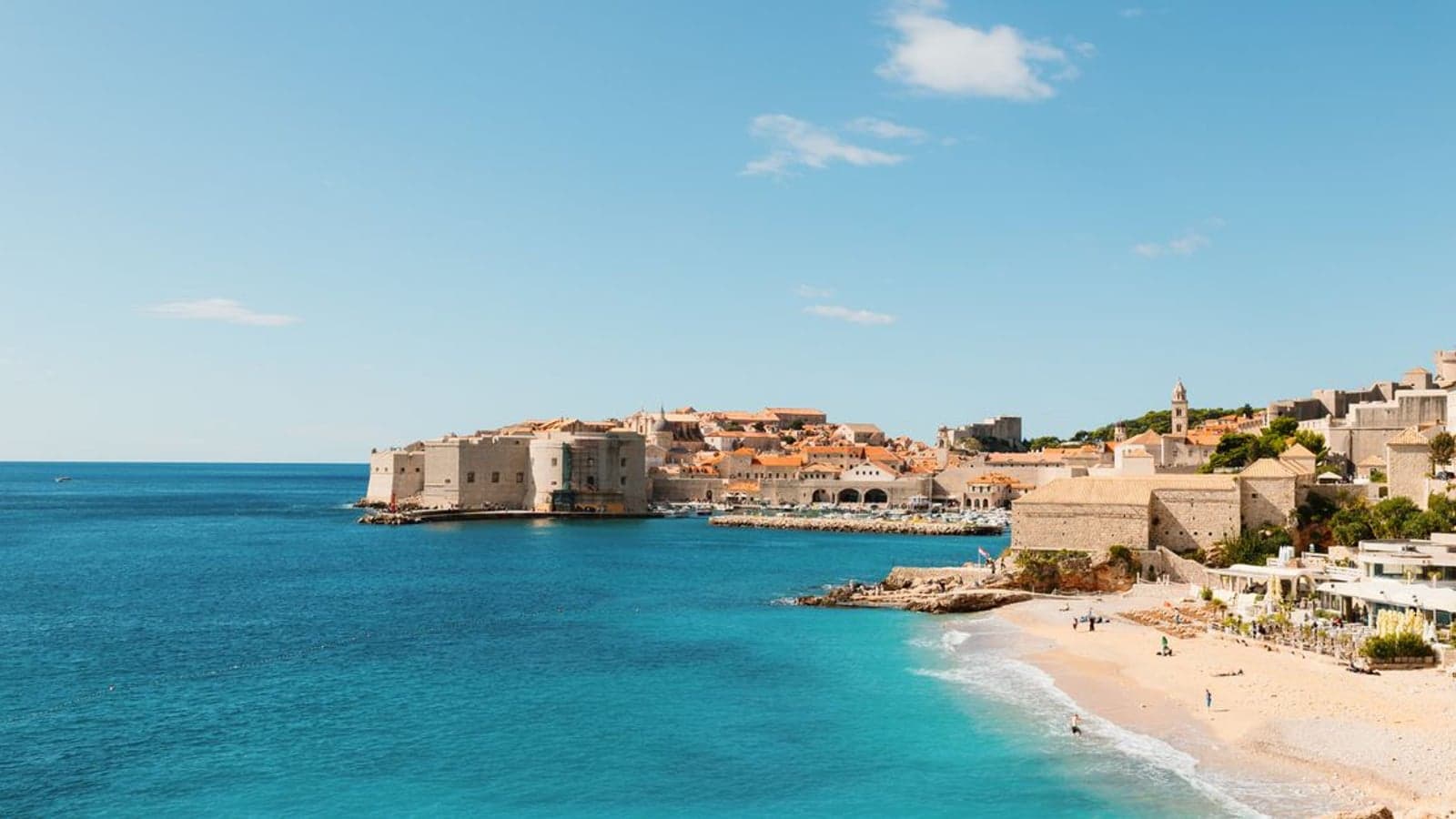 Chamada Prestige Hotel & Spa — Girne konaklama atmosferi