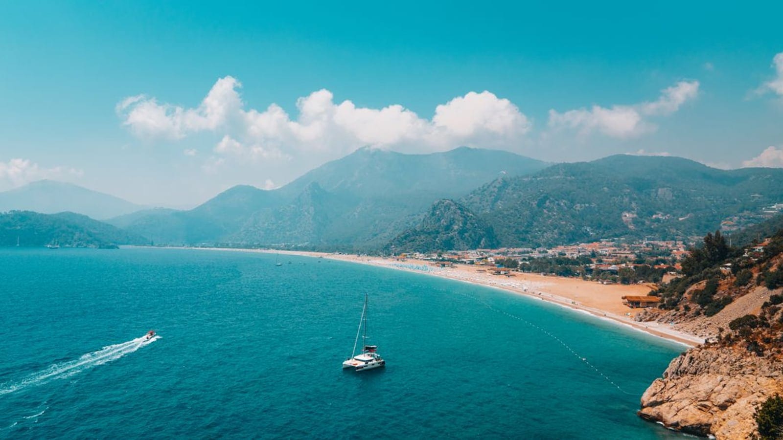 Salamis Beach — Gazimağusa plaj / beach club kapak görseli