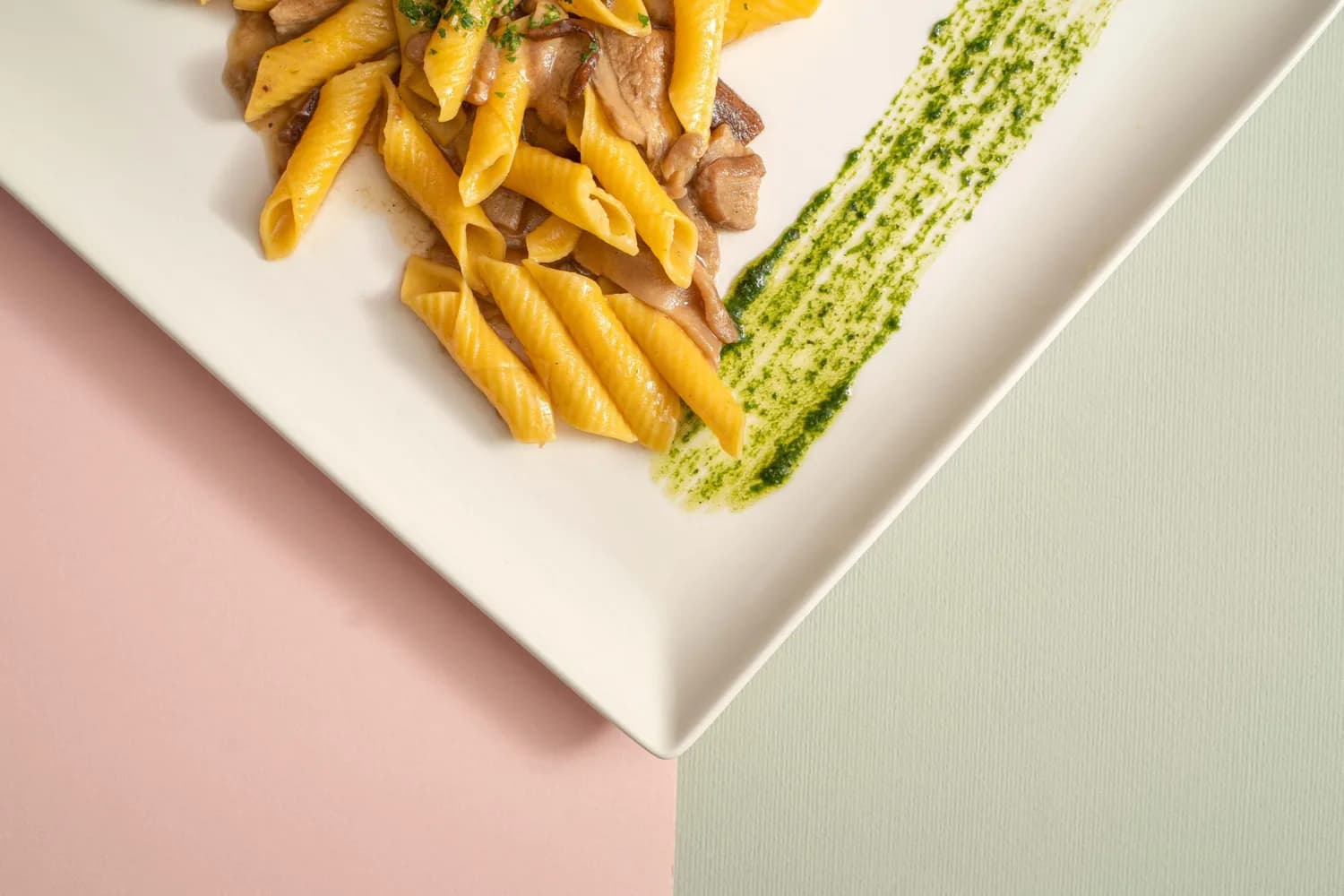 Alta Marea Restaurant & Lounge