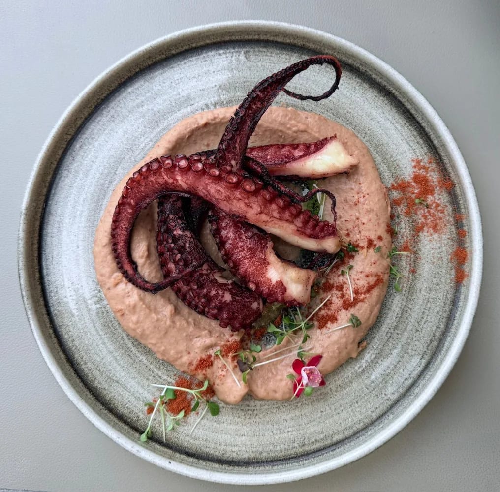 Mezzo Restaurant — Kıbrıs rehber kapak görseli