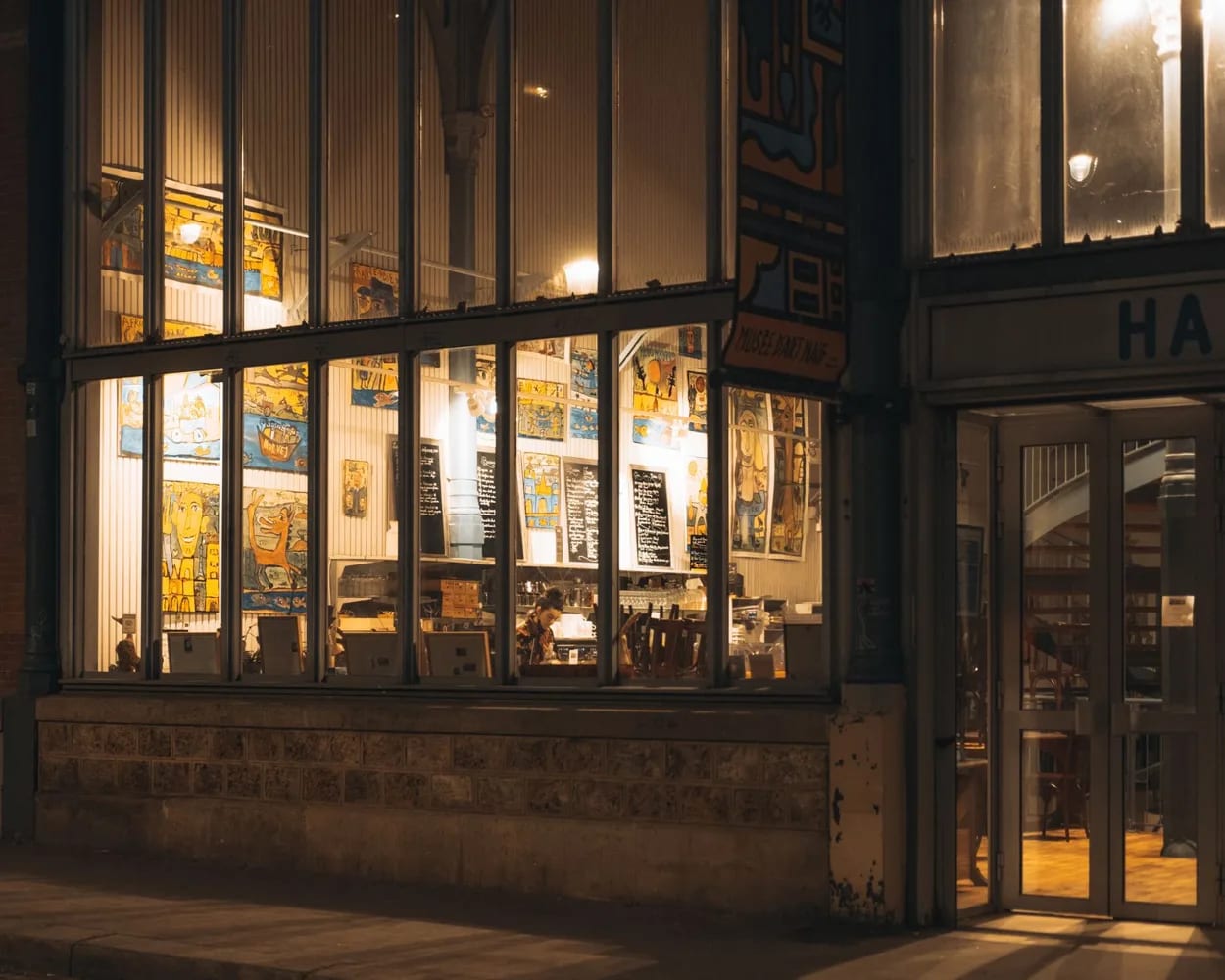 The House Lounge Bar & Restaurant — Kıbrıs rehber kapak görseli