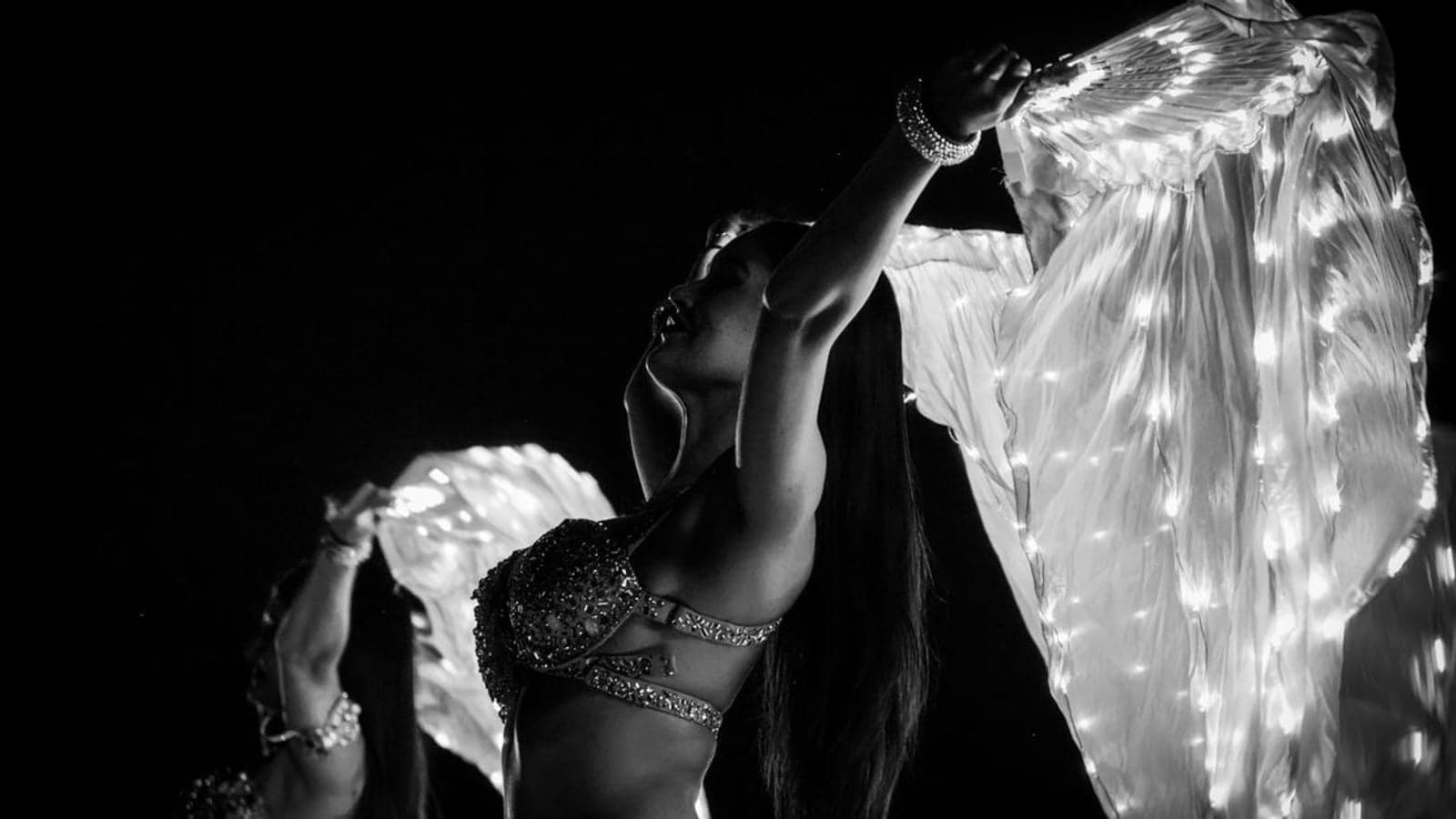 Prenses Night Club — dans ve sahne atmosferi, Lefkoşa